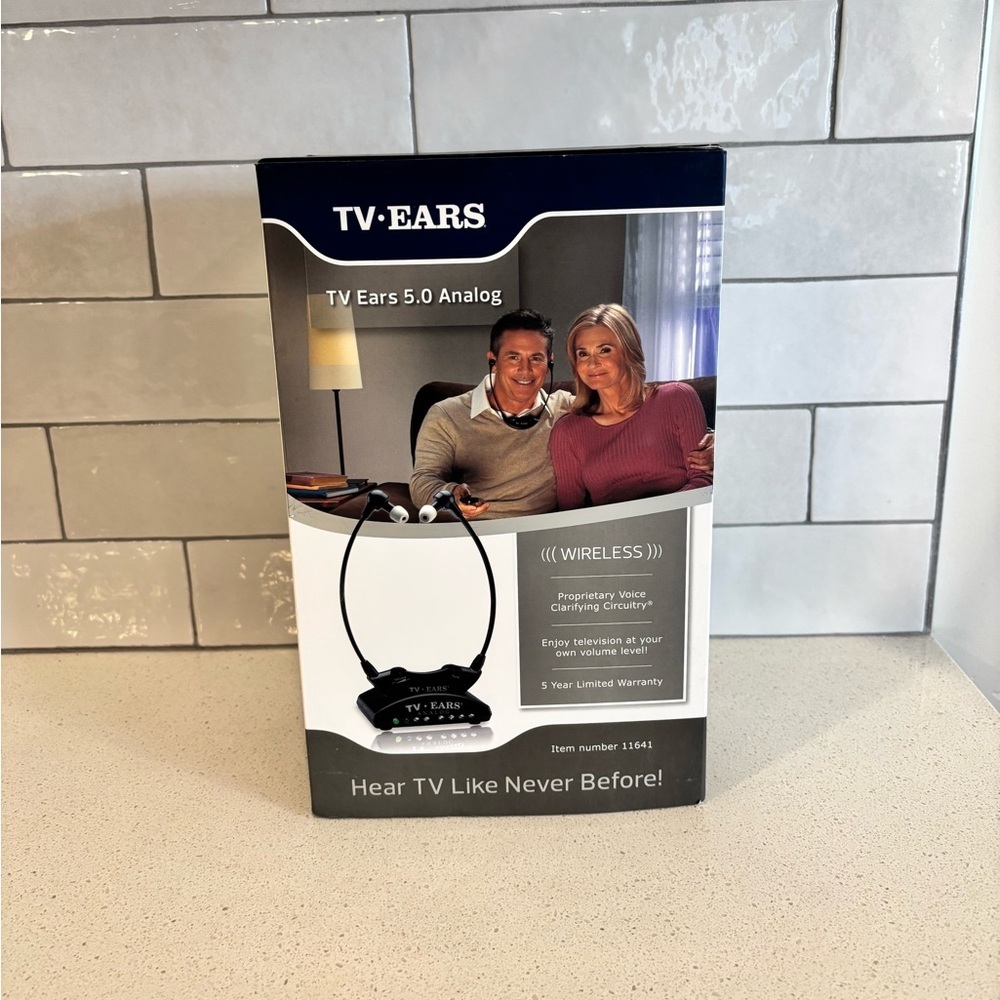 TV Ears 5.0 Analog Wireless TV Headset System 11741 Hearing Set NEW Open Box